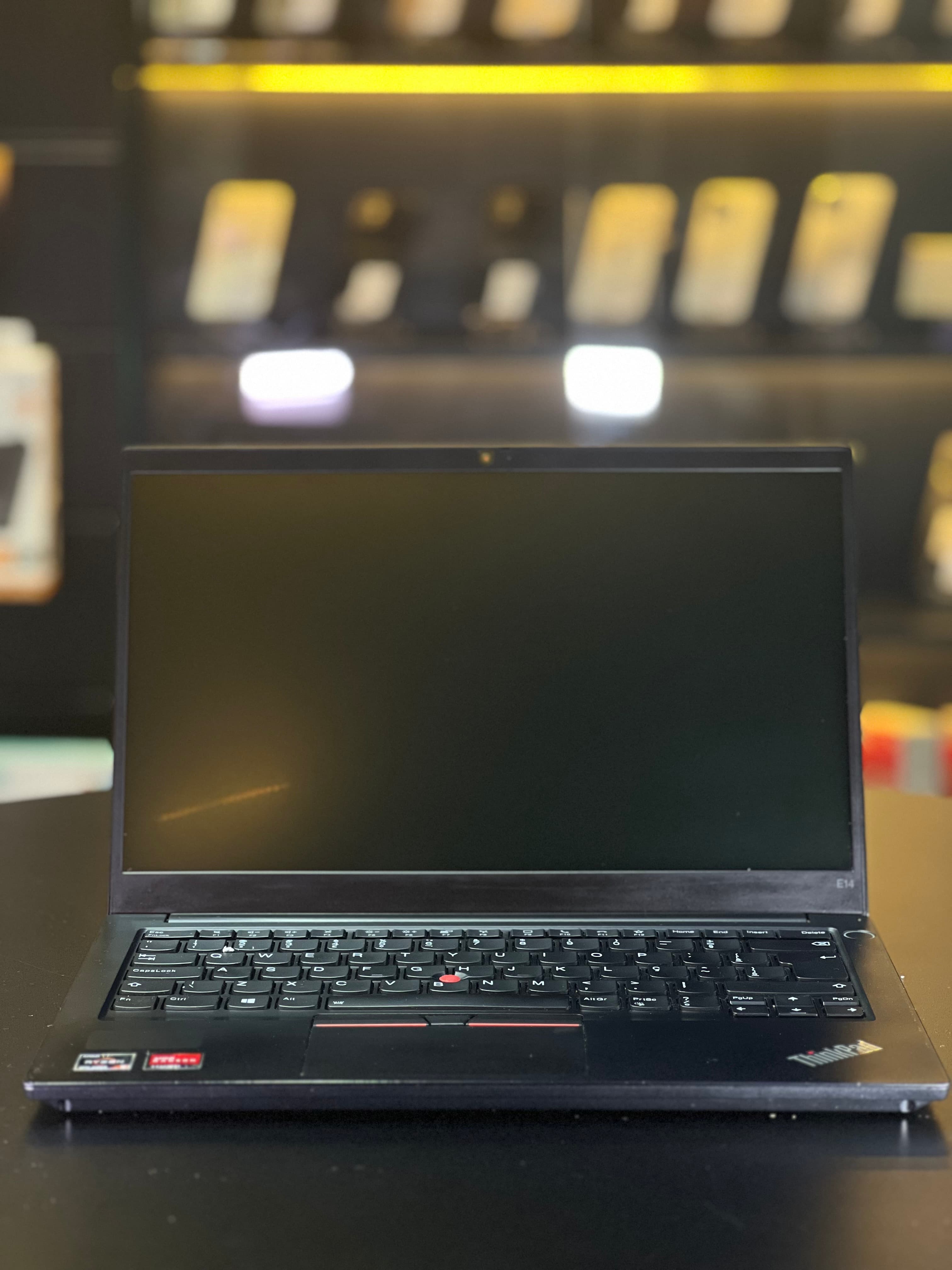 Lenovo ThinkPad E14 Ryzen 5 S/N 1TB Seminovo