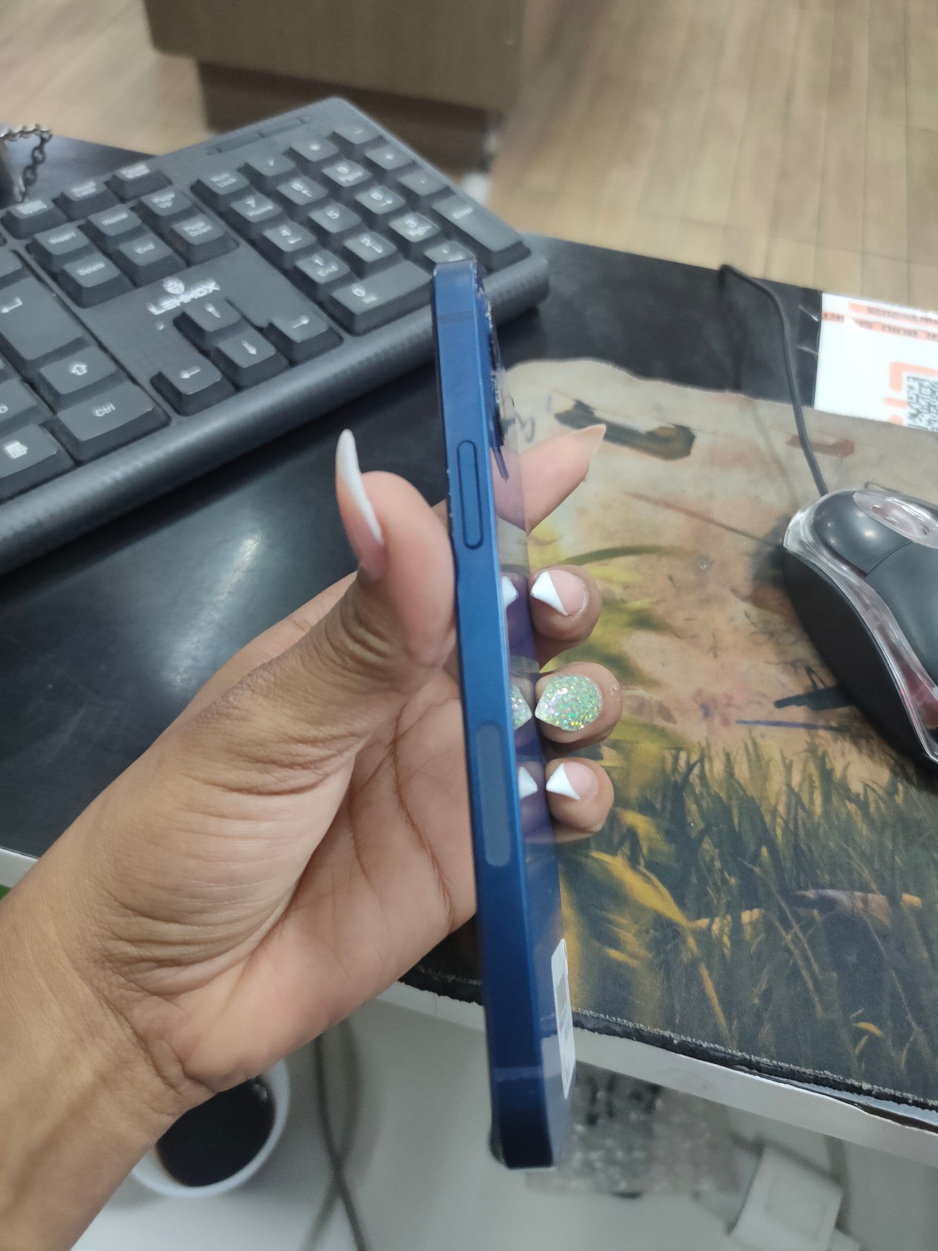 iPhone IPHONE12 64GB Seminovo