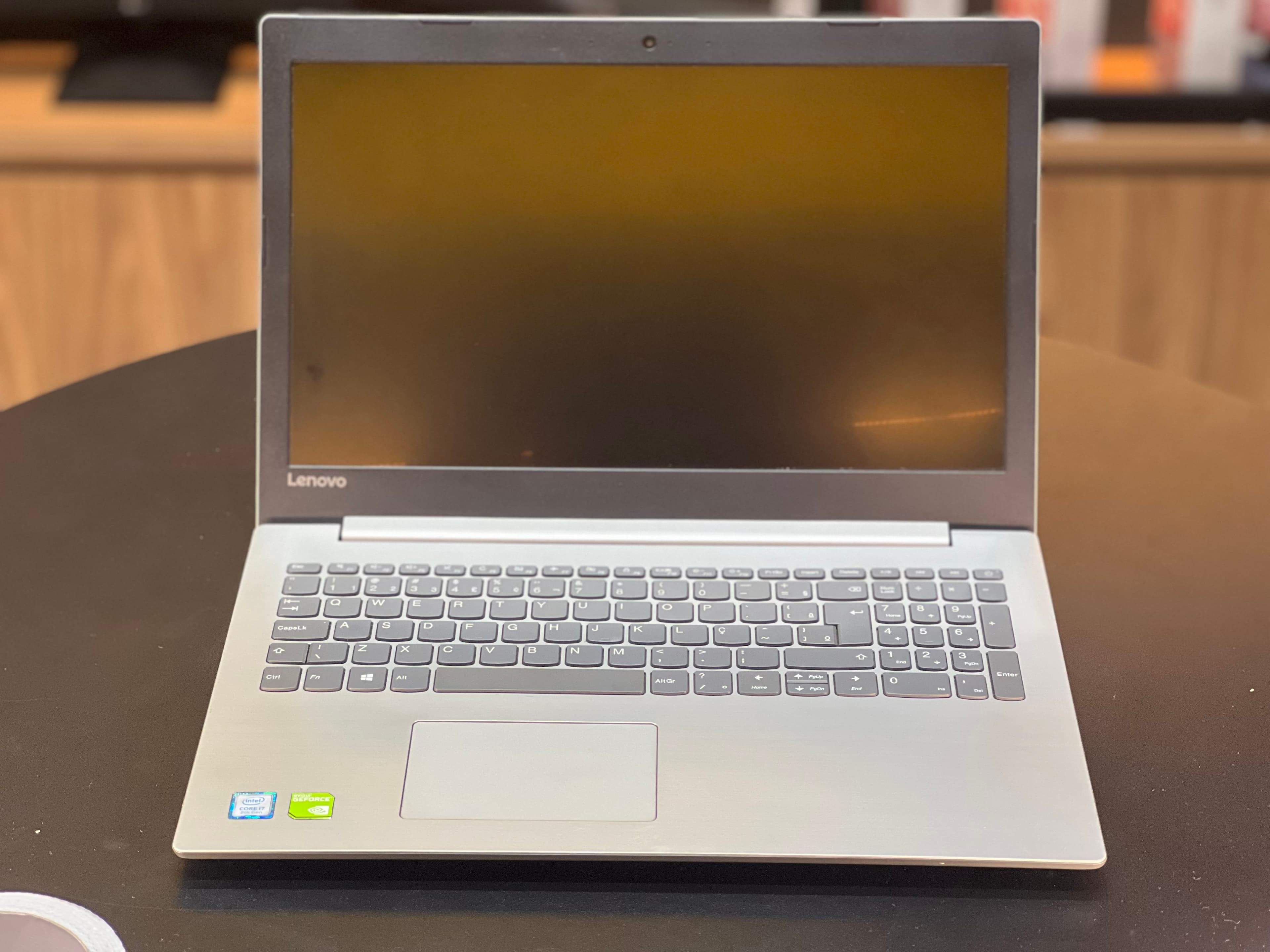 Lenovo IdeaPad 1 Seminovo